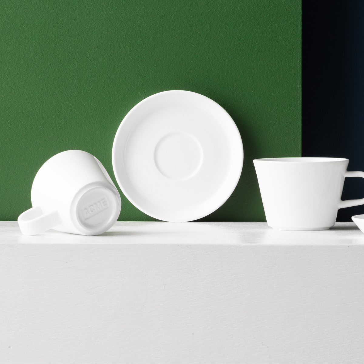 Roman Saucer Medium Milk White - 15cm